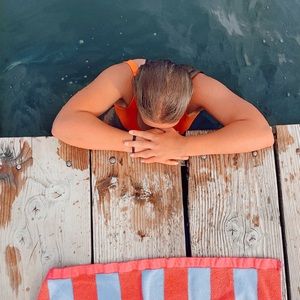 Meet your Posher, Hope